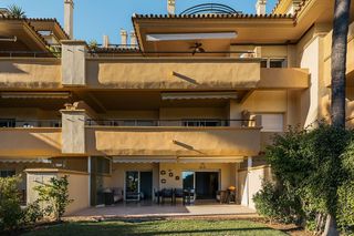 Piso en alquiler en Elviria en Marbella