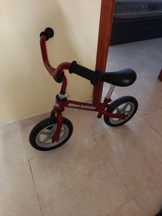 Bicicleta de equilibrio Chicco Roja