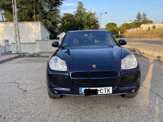 Porsche Cayenne 2004