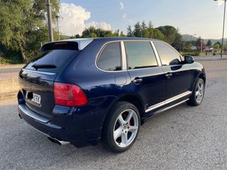 Porsche Cayenne 2004