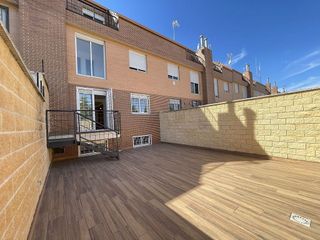 Casa adosada en alquiler en La Garena en Alcalá de Henares