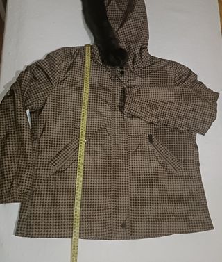 Chaqueta gabardina Adolfo Domínguez, como nueva.