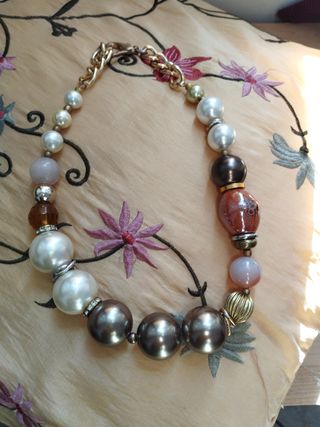 Collana perle oro e bianche
