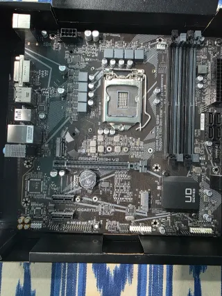 Gigabyte B560M DS3H V2 Placa Base
