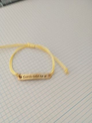 Pulsera amarilla ajustable Cuando nadie me ve