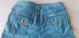 Pantalón vaquero Alba Conde Talla 40