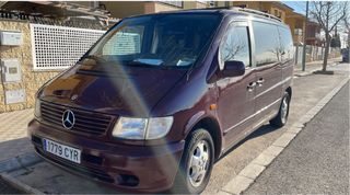 Mercedes V 220, 136cv