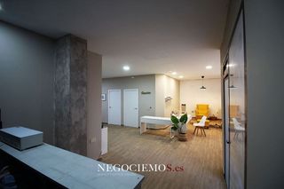 Local comercial en alquiler en El Paraiso-Los Almendros en Eliana (l´)