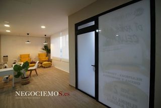 Local comercial en alquiler en El Paraiso-Los Almendros en Eliana (l´)