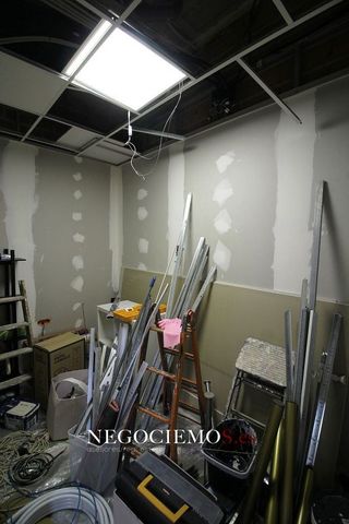 Local comercial en alquiler en El Paraiso-Los Almendros en Eliana (l´)