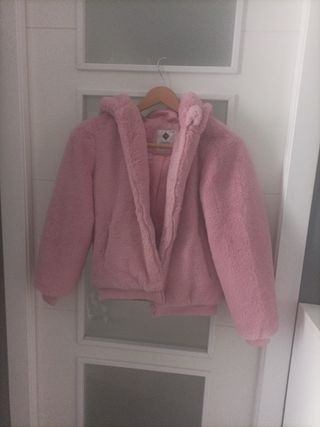 Abrigo de pelo rosa de niña 
