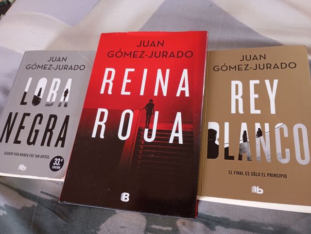 Reina Roja / Red Queen (LA TRILOGÍA REINA ROJA)...