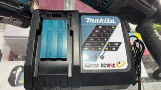 Makita DHR241 Martillo Perforador Inalámbrico