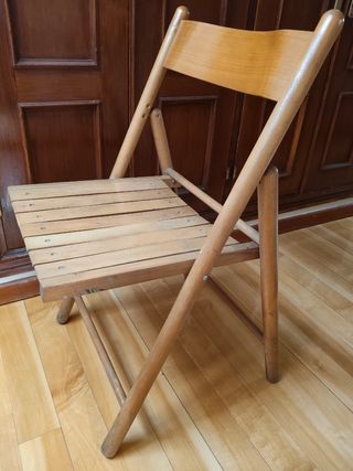 3 Sillas de madera plegables