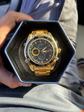 Reloj Skyline Dorado