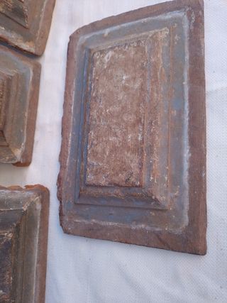 Cuarterones de madera decorativos