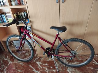 Bicicleta de montaña para mujer