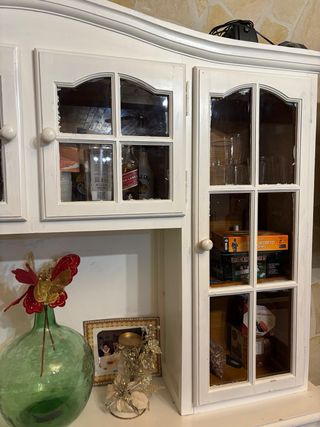 Mueble blanco grande