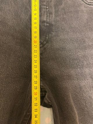 Pantalón vaquero negro Pull&Bear