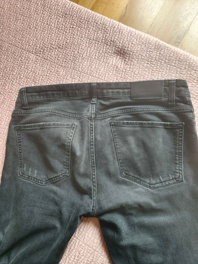 Pantalón vaquero hombre Zara