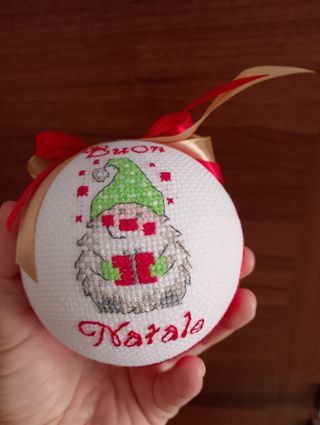 Pallina di Natale con Gnomo e Scritta Buon Natale