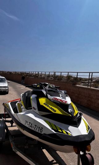 Moto de agua Sea-Doo 300