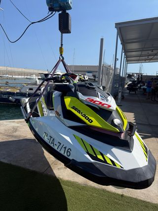 Moto de agua Sea-Doo 300