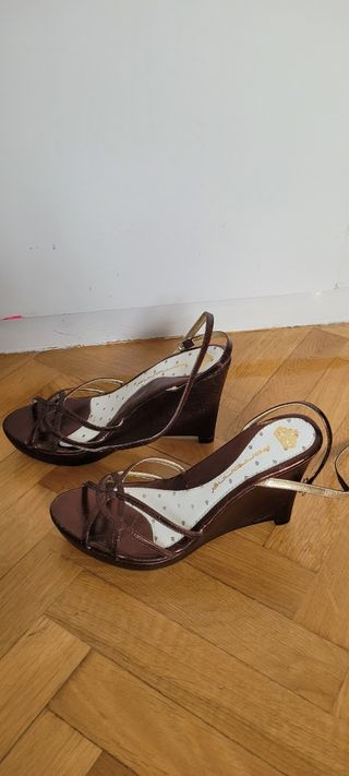Sandalias Fornarina Marrón y Dorado Mujer
