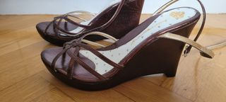 Sandalias Fornarina Marrón y Dorado Mujer
