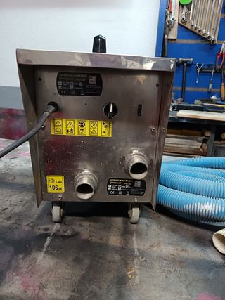 Soplador aspirador de porexpan y corcho.