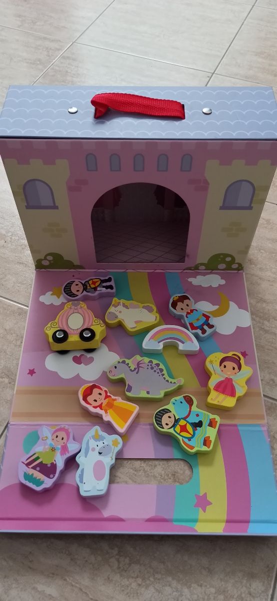 Castillo de Princesas con Figuras