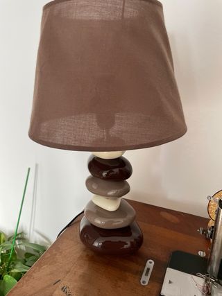 Lámpara de mesa cerámica y tela
