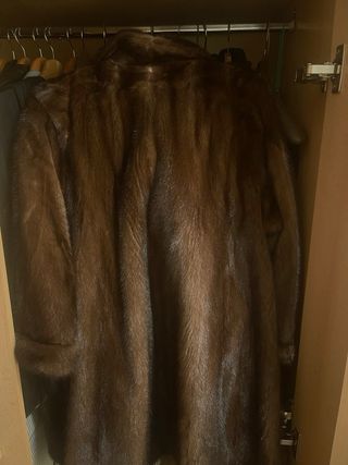Abrigo de lujo Karen Peletteria Marrón V