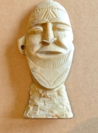 Figura de piedra tallada de Tanzania