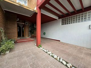 Chalet en alquiler en Petrer