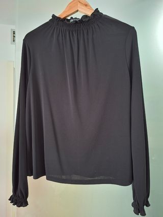 Blusa Zara Negra Manga Larga Talla M