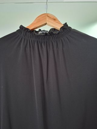 Blusa Zara Negra Manga Larga Talla M