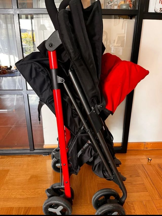 Silla gemelar paseo negra y roja