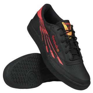Zapatilla Reebok Club C 85 Negra y Roja Tirador.