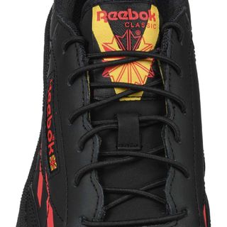 Zapatilla Reebok Club C 85 Negra y Roja Tirador.