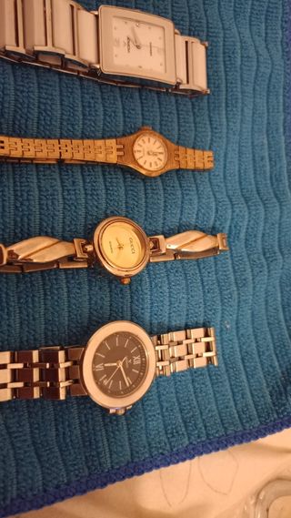 Lote 4 Relojes de Pulsera