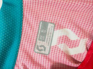 Maillot corto Scott talla XL ,como nuevo ....
