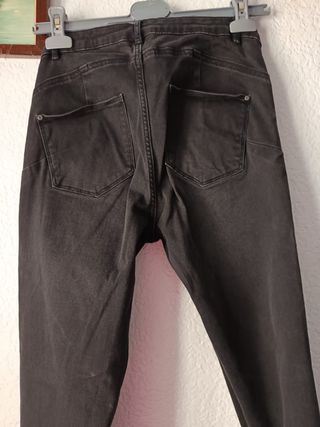 Pantalones de Zara