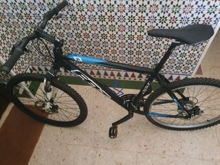 Vendo Bicicleta Ruedas 26.