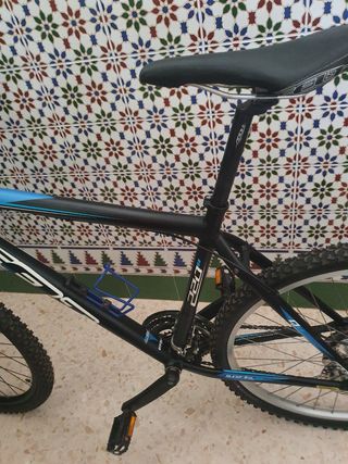 Vendo Bicicleta Ruedas 26.