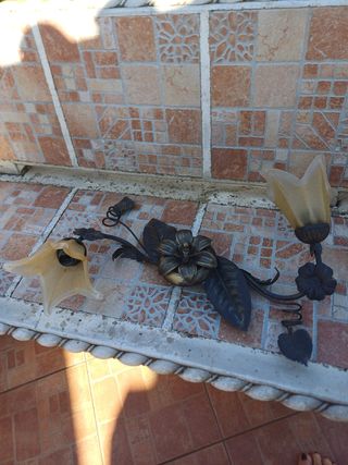 Plafoniera ferro battuto e vetro