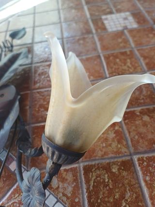 Plafoniera ferro battuto e vetro