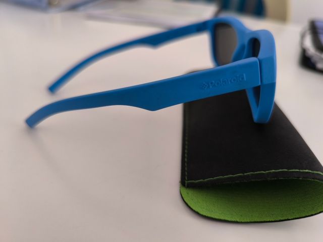 Gafas de sol Polaroid Niñ@. Funda de gafas.