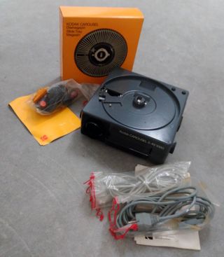 Proyector Diapositivas Kodak Carousel S-AV 1000