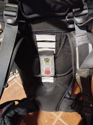 Mochila portabebés Salewa senderismo